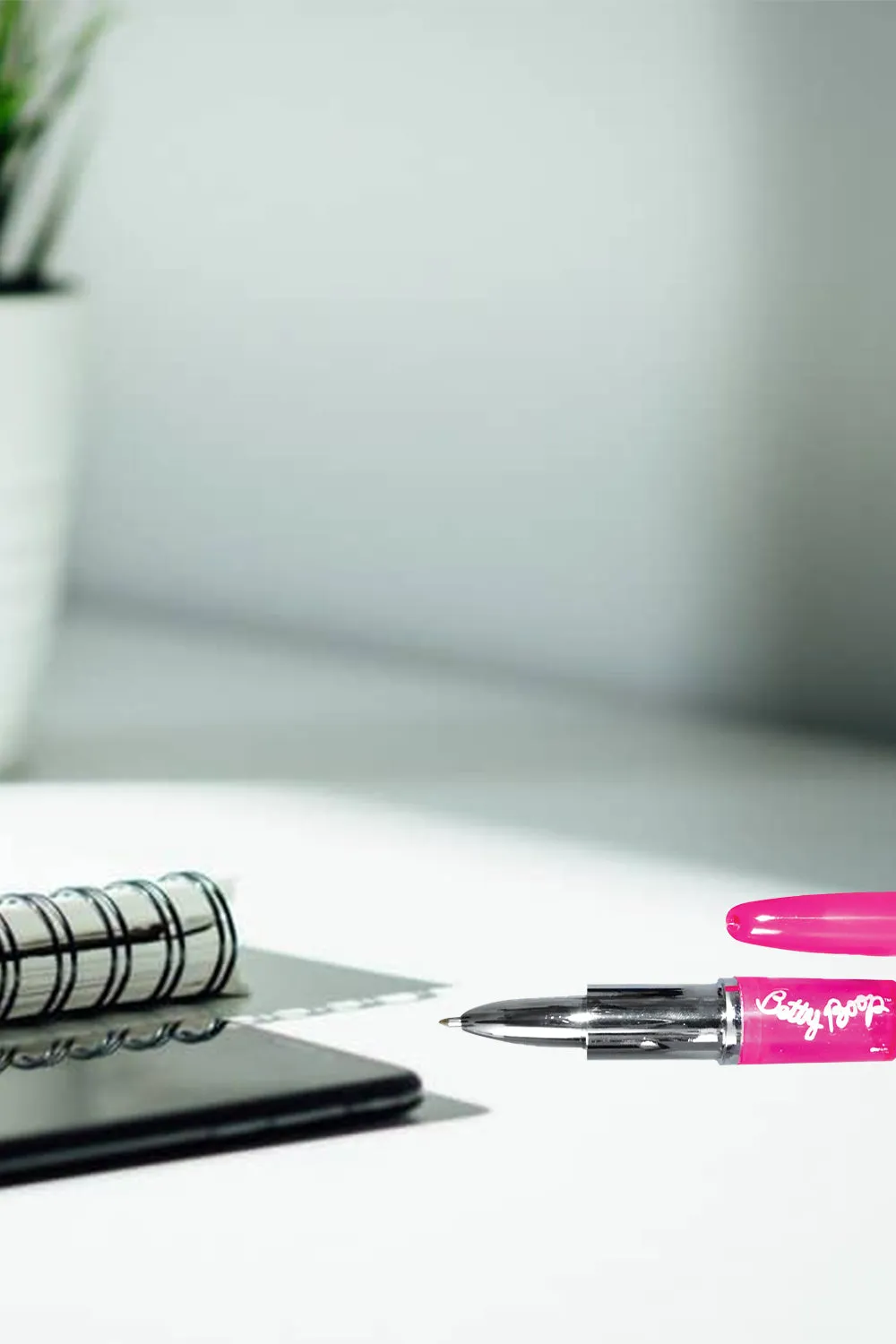 Betty Boop Stepping Out Lipstick Pen