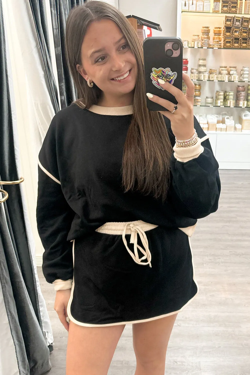 Color Contrast Loose Pullover and Lace-up Waist Skort Set