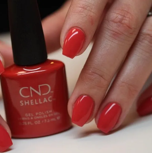 Element * CND Vinylux
