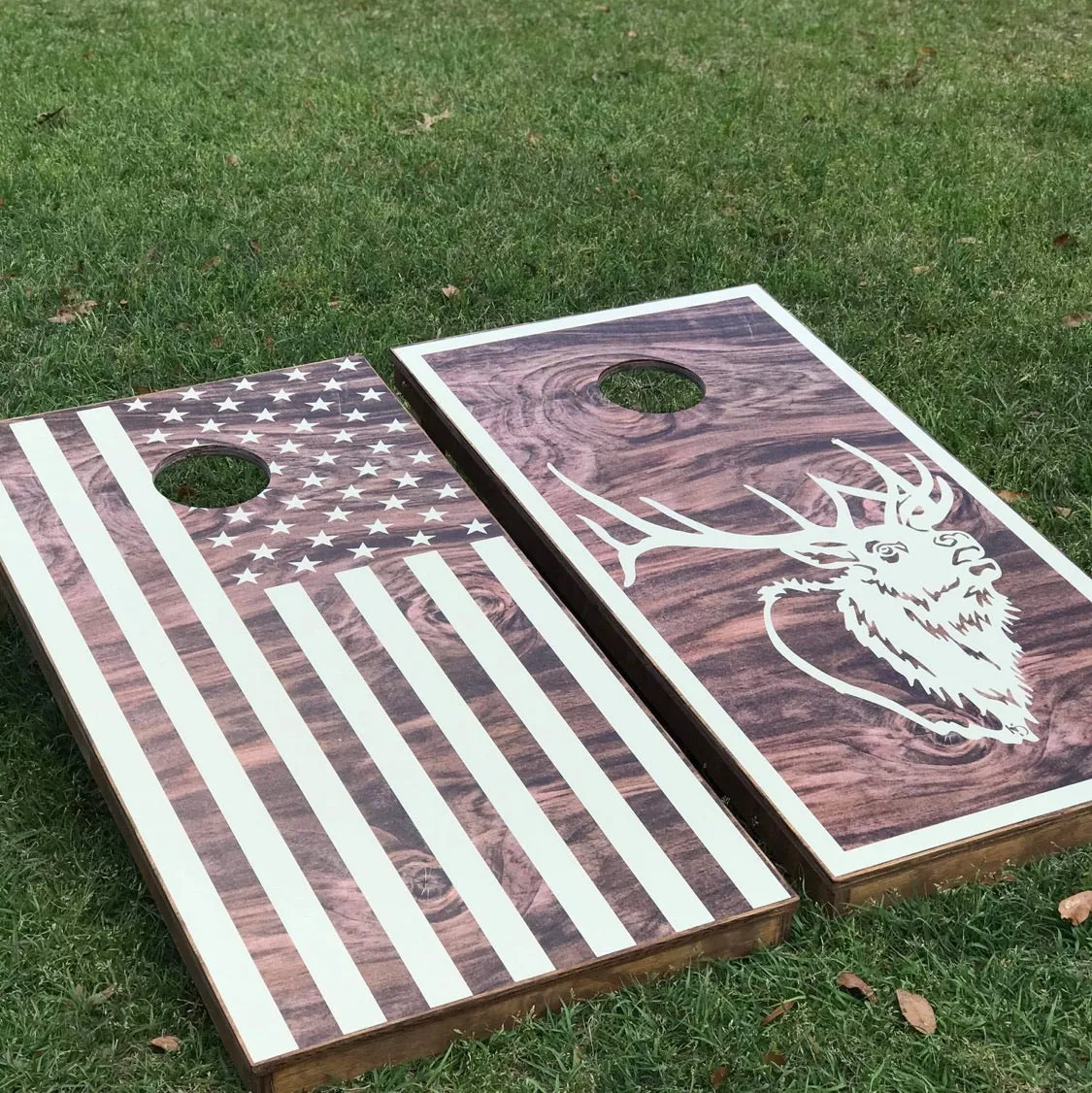 Elk & USA Flag Cornhole Set With Bean Bags