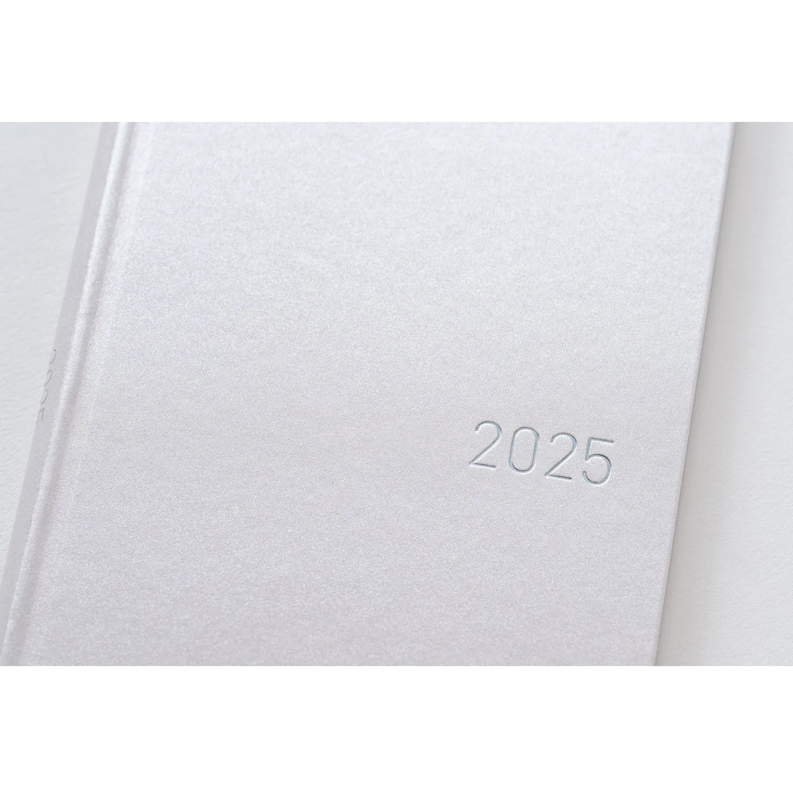 Hobonichi 2025 Weeks Paper Series Platinum White