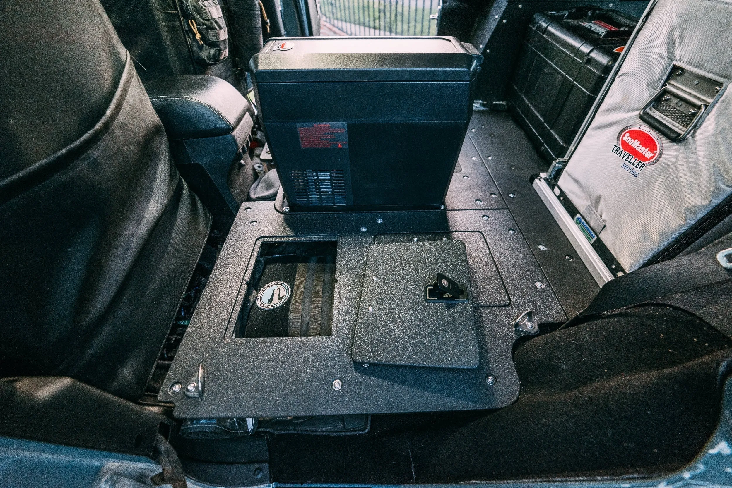 Jeep Wrangler 2007-2018 JKU 4 Door - Second Row Seat Delete Plate System