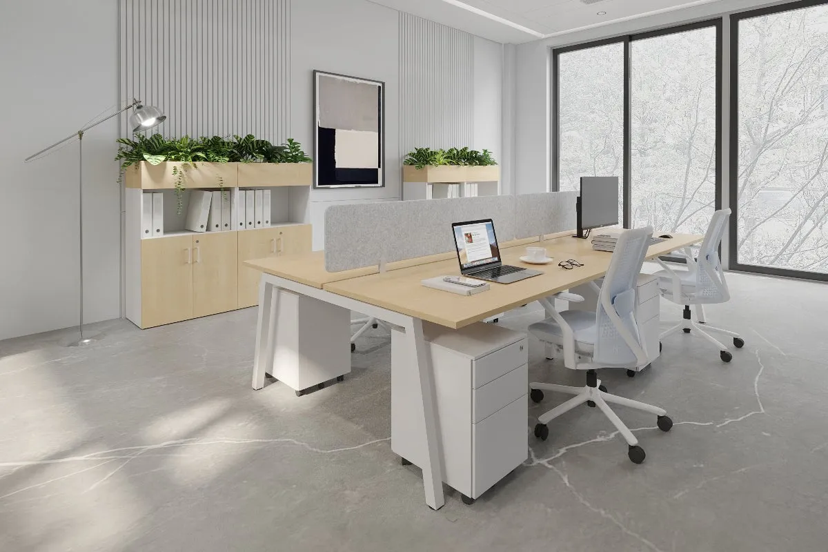 Quadro 4 Person Office Workstation [1200L x 700W]