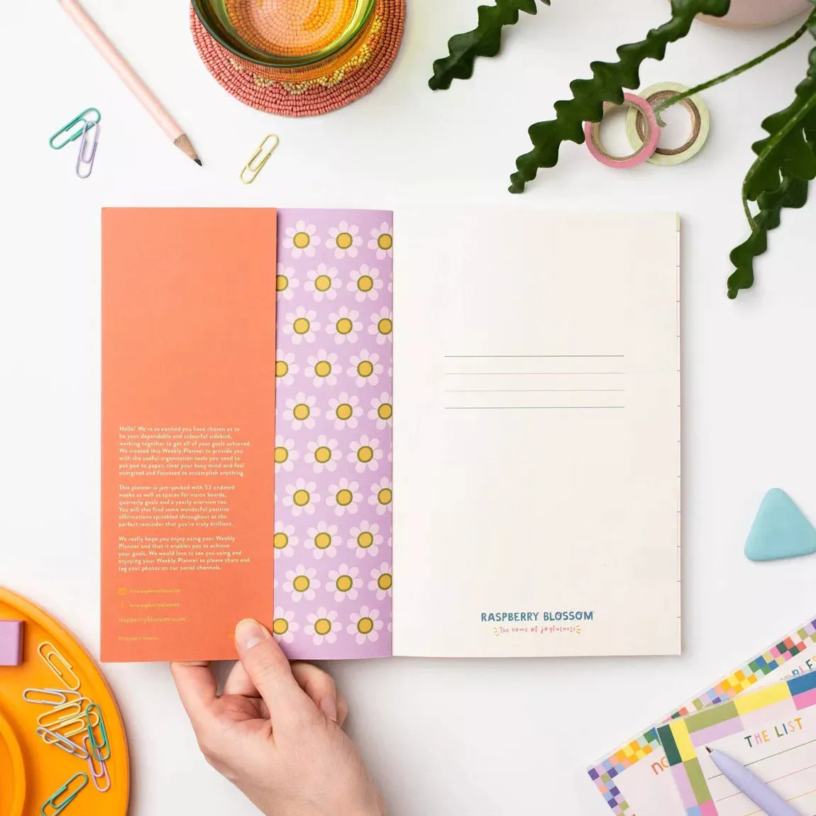Raspberry Blossom Weekly Planner - Retro Floral 13964