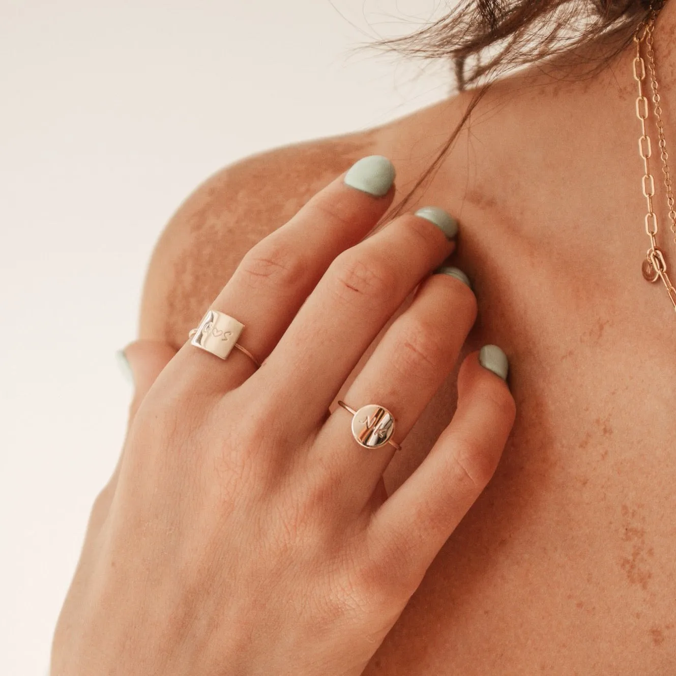 Sofia • Small Pendant Ring
