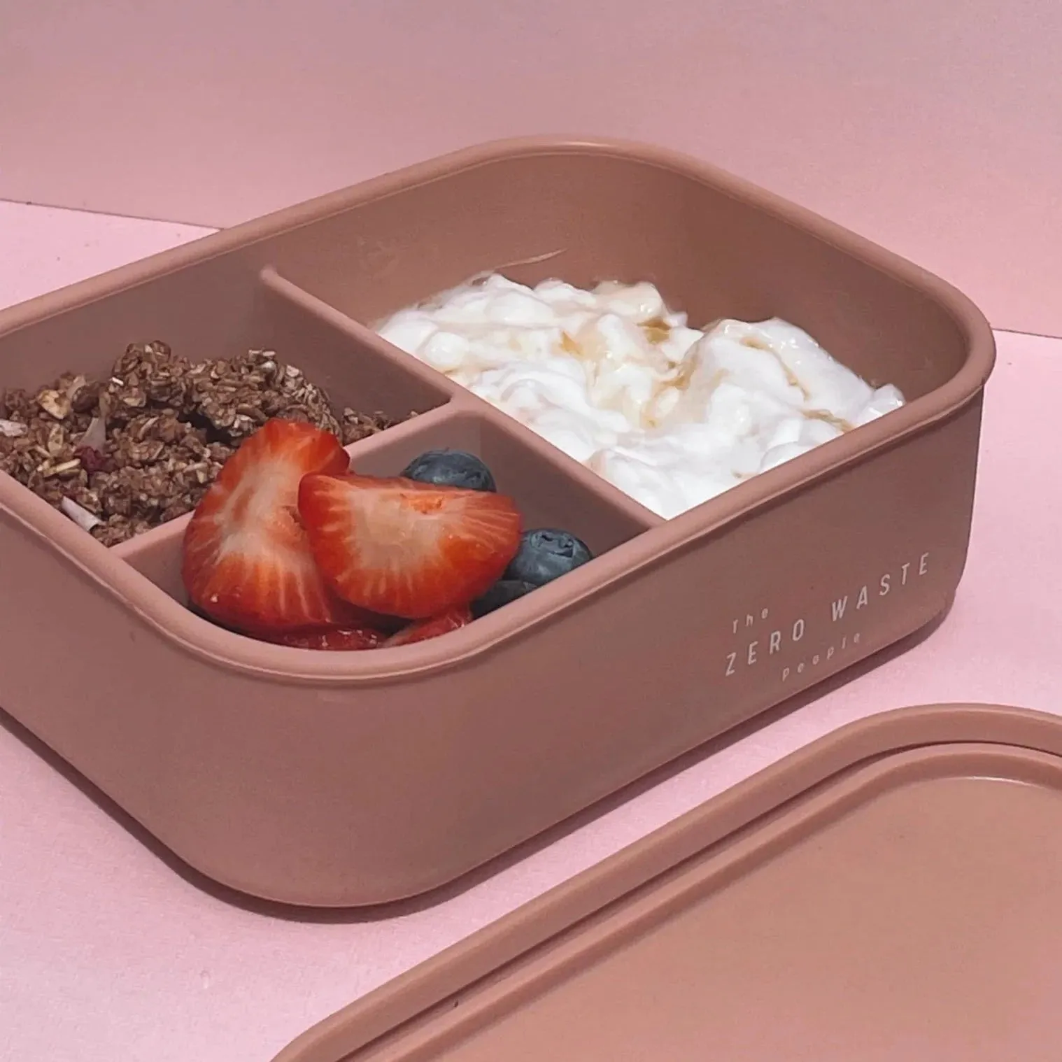 The Zero Waste People Silicone Snackbox - Dusty Pink