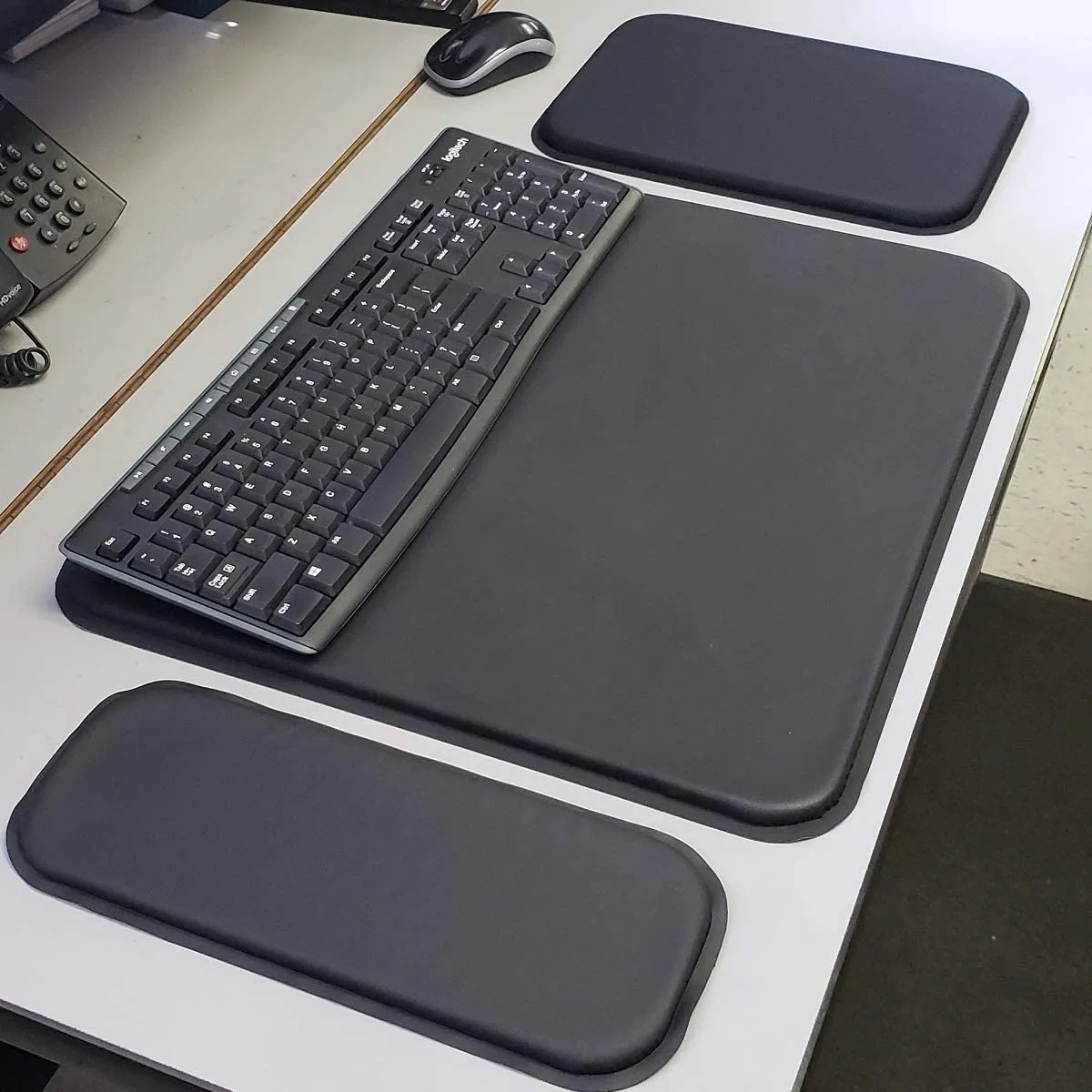 UltraGel® Gaming Desk Pad (Thick Version)